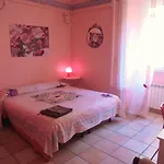Max House Bed & Breakfast Rome