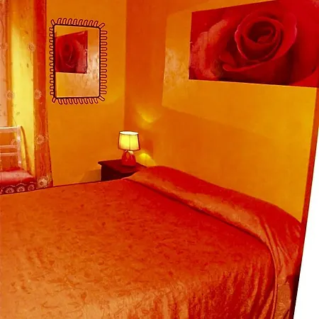 Bed & Breakfast Max House
