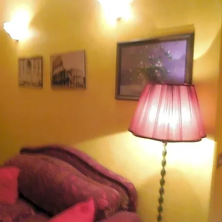 Max House Bed & Breakfast 2*