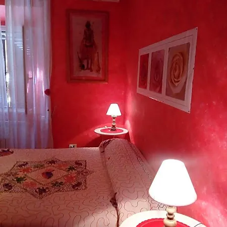 Max House 2*