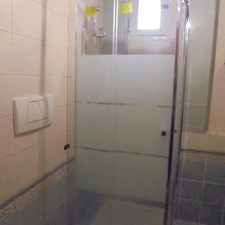 Max House Oda ve Kahvaltı