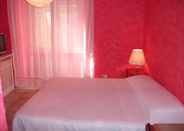 Frühstückspension Max House 2*