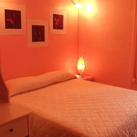 Max House Alojamento de Acomodação e Pequeno-almoço Roma