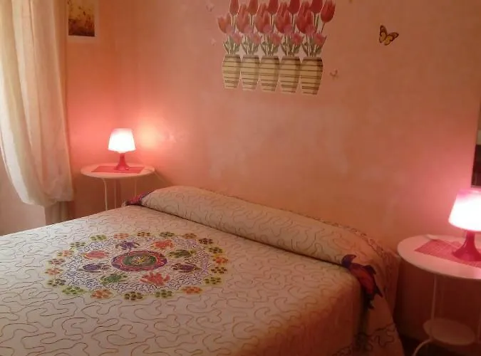 Max House Nocleg ze śniadaniem 2*